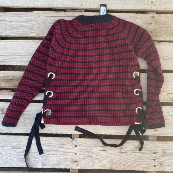 NWT Romeo and Juliet Couture sweater small - Picture 2 of 6